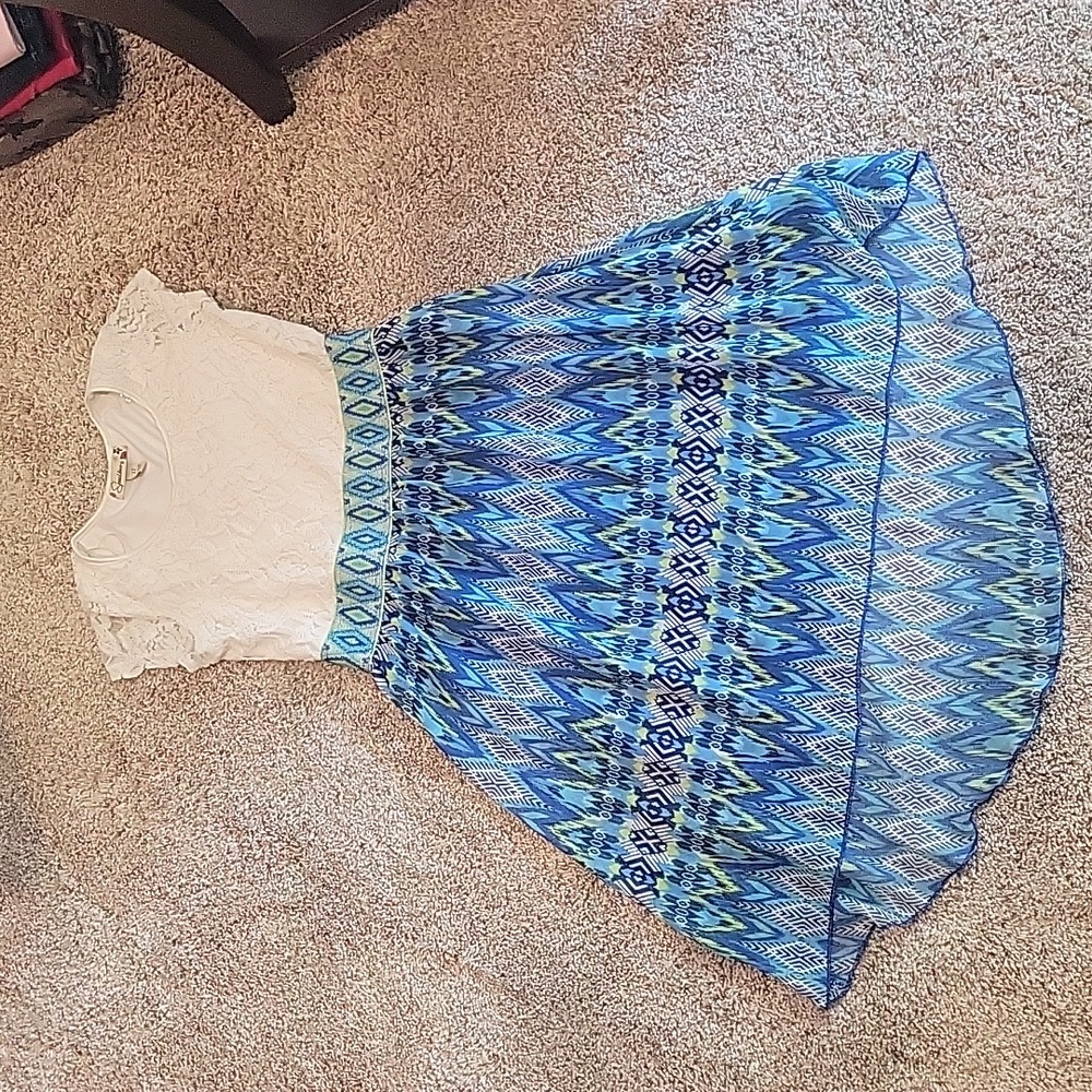 Girls dress
